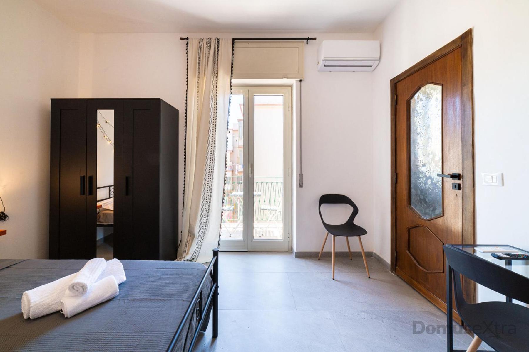 Appartement Clara Domus By Domusextra à Naples Extérieur photo