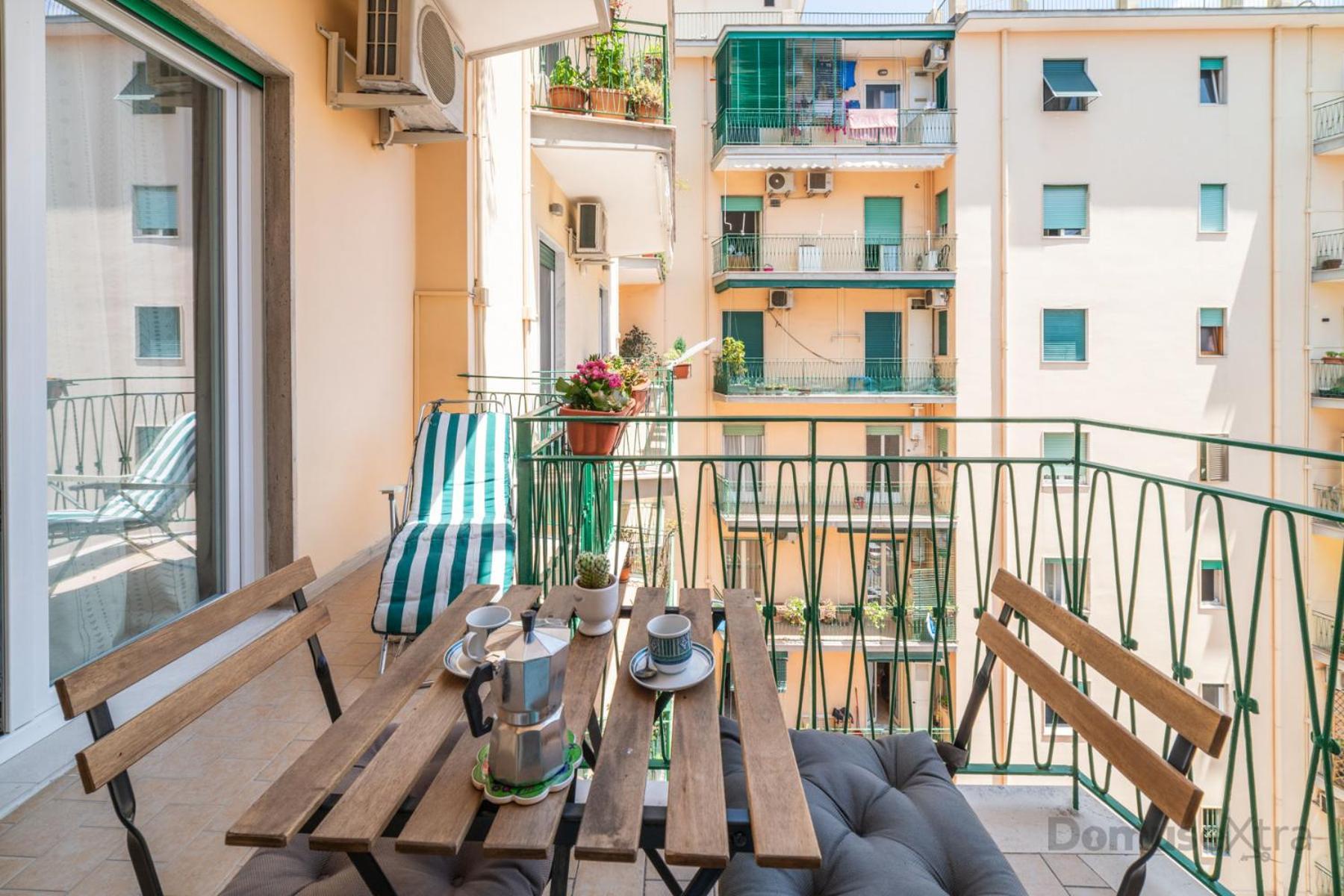 Appartement Clara Domus By Domusextra à Naples Extérieur photo